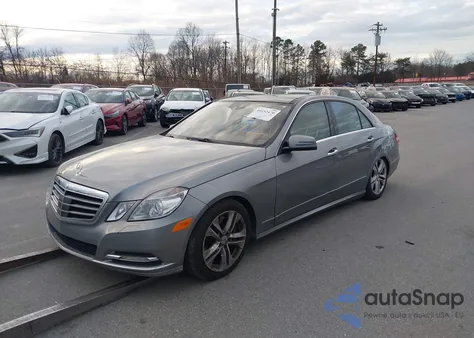 2011 Mercedes-Benz E 550 из США, поврежденный, VIN WDDHF7CB6BA401191